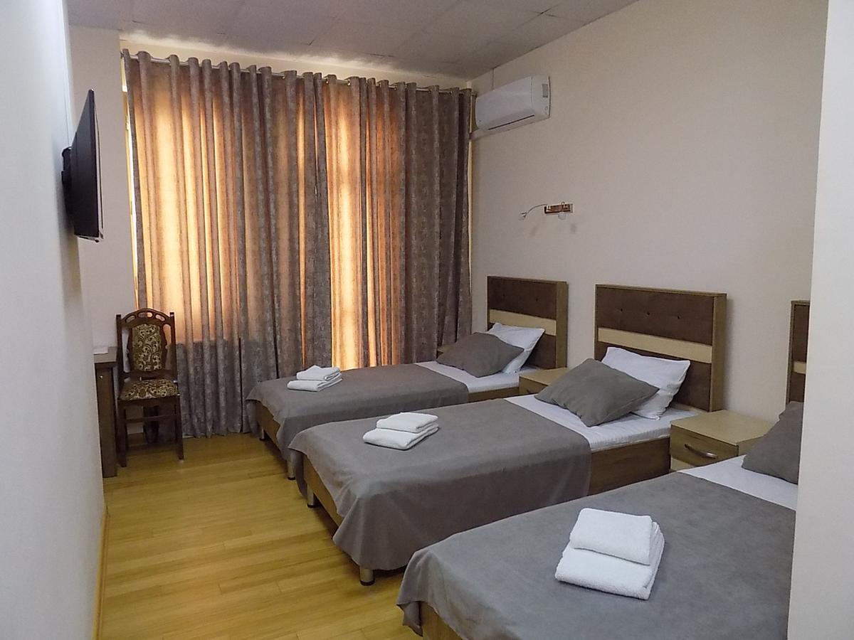Hotel Mars Зугдиди Экстерьер фото
